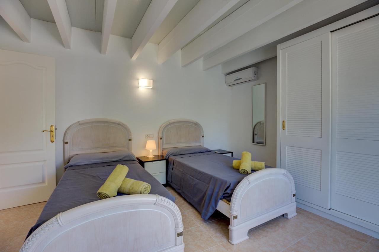 Holiday home Els Reines
